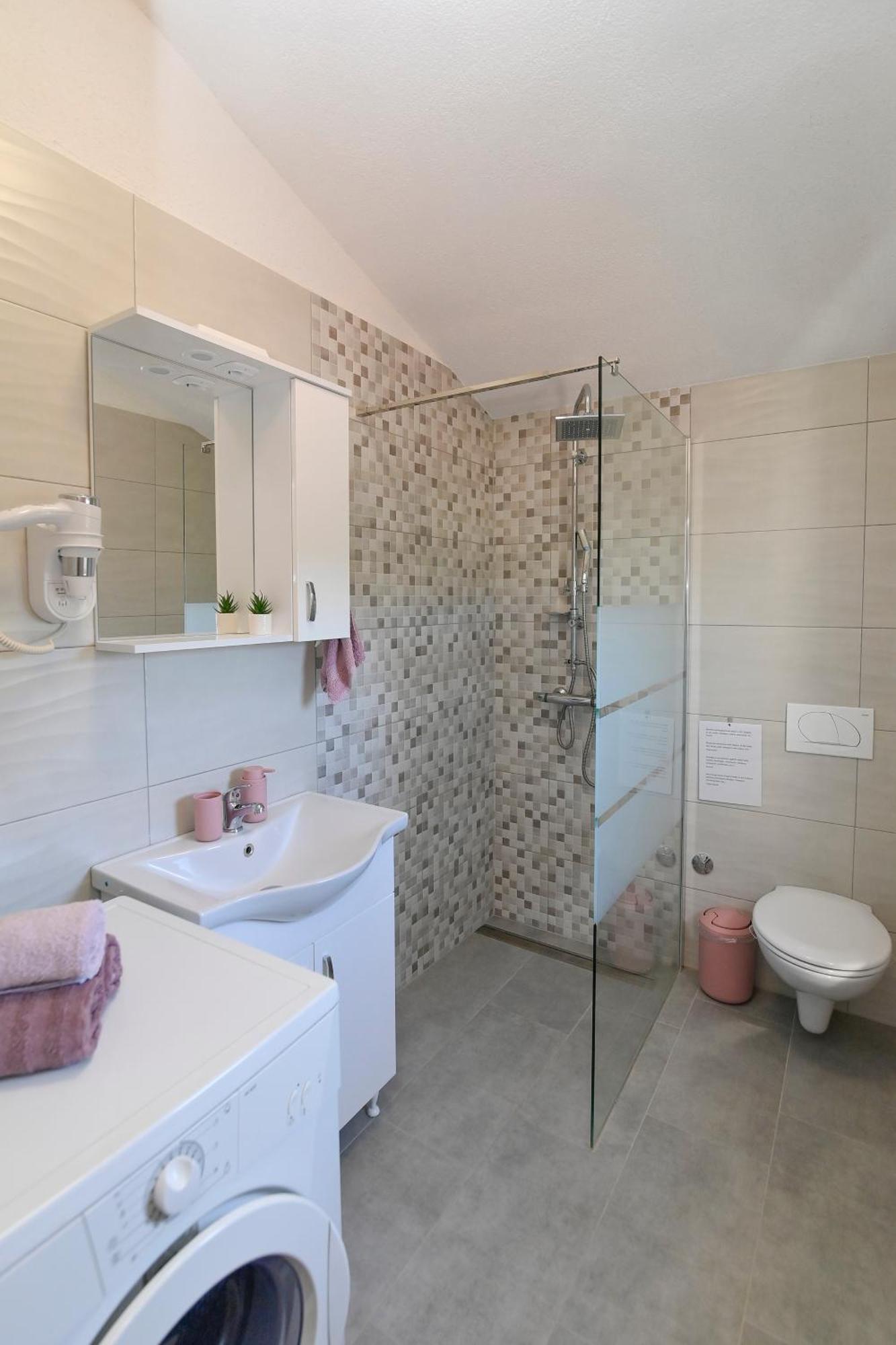Vacation House Ulika Gabonjin ภายนอก รูปภาพ