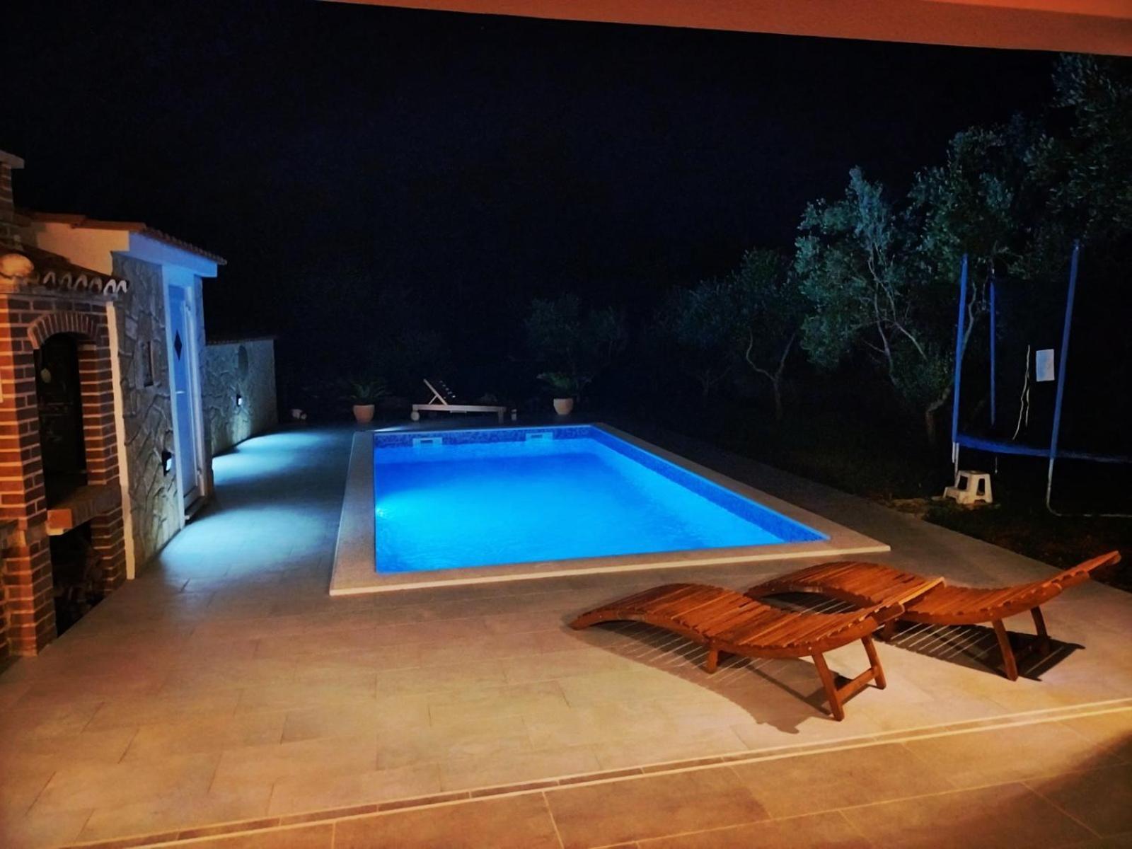 Vacation House Ulika Gabonjin ภายนอก รูปภาพ